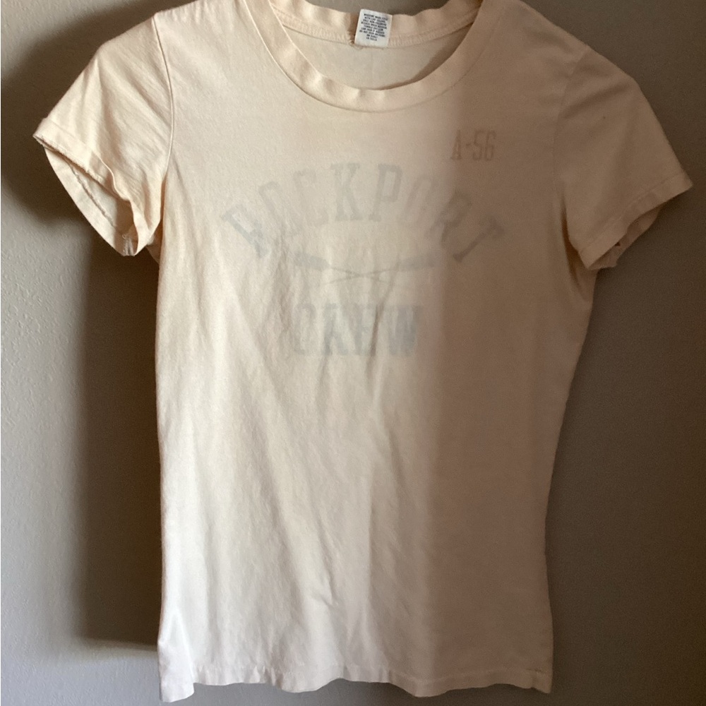 Abercrombie and Fitch Women’s Beige Graphic Print Short Sleeve Tee Medium